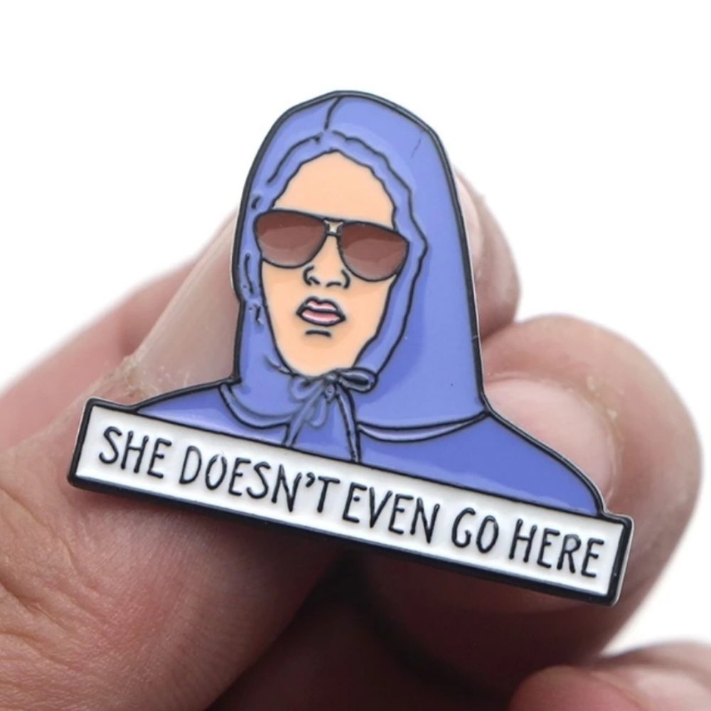 🔹️Mean Girls 'she doesn't even go here' - Picture 4 of 6